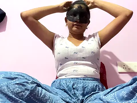 Snapshot of TeluguIshu_teen20 chatting on October 2025 07:26:01 PM TeluguIshu teen20 online show from October 2025 07:26:01 PM