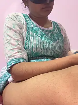 Snapshot of TeluguIshu_teen20 chatting on November 2025 06:44:01 PM TeluguIshu teen20 online show from November 2025 06:44:01 PM