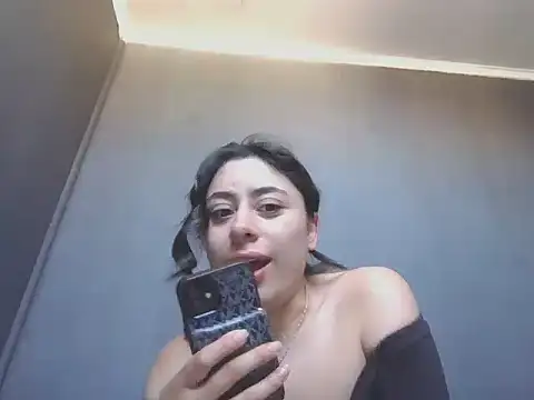 Snapshot of Ignvcivv chatting on October 2025 08:42:01 PM Ignvcivv online show from October 2025 08:42:01 PM