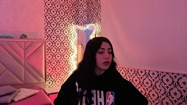 Ixchel tay online show from February 2026 03:03:01 AM