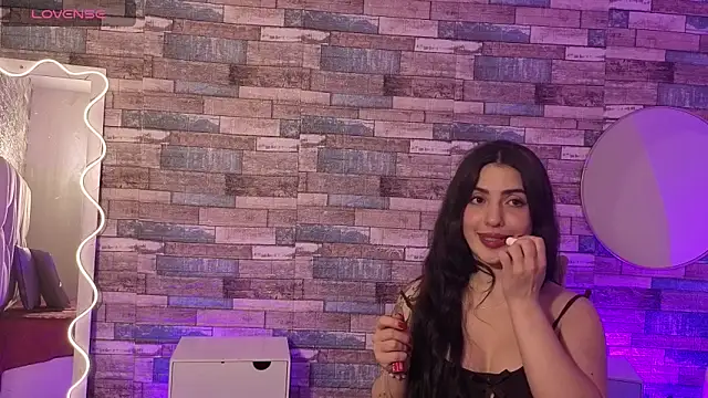 Ixchel tay online show from March 2026 03:58:02 AM