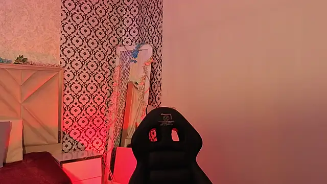 Ixchel tay online show from March 2026 03:44:02 AM