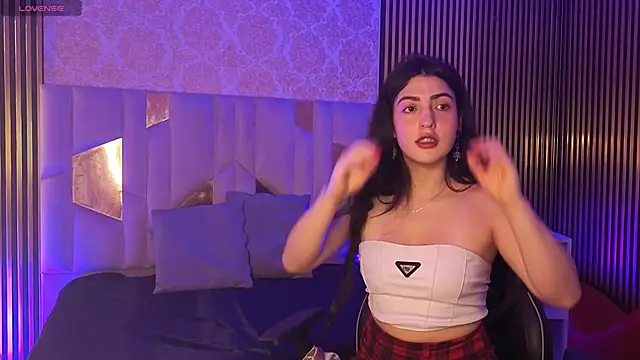 Ixchel tay online show from March 2026 03:34:01 AM