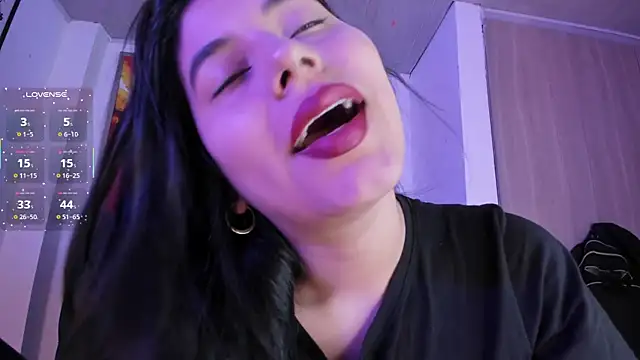 Snapshot of violet_blaze chatting on November 2025 10:26:02 AM violet blaze online show from November 2025 10:26:02 AM