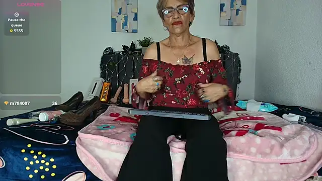 Devora mature65 online show from November 2025 07:03:02 PM