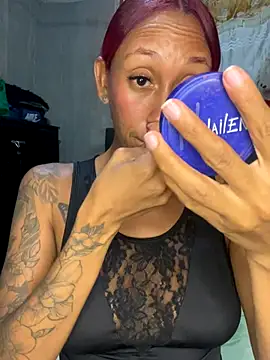 Zasha Romero online show from December 2025 04:40:01 AM