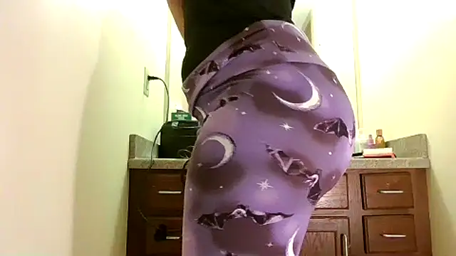 bellacagyal online show from October 2025 04:33:01 AM