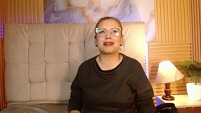 mavyhot303 online show from November 2025 10:24:02 PM