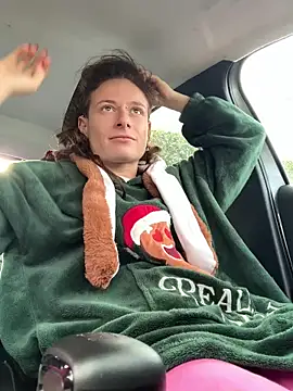 GoldenPussy1329 online show from November 2025 09:35:02 AM