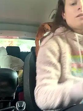 GoldenPussy1329 online show from January 2026 04:14:01 PM