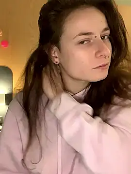 GoldenPussy1329 online show from February 2026 08:09:02 PM