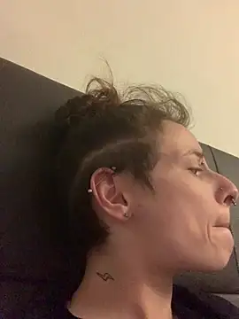 GoldenPussy1329 online show from March 2026 10:12:01 PM