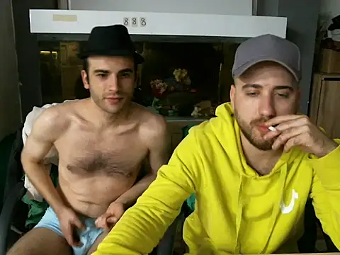 Snapshot of 2jeffman chatting on October 2025 11:18:02 PM 2jeffman online show from October 2025 11:18:02 PM