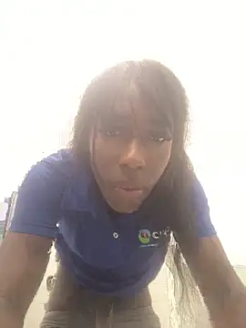 taylor hot85 online show from April 2026 07:18:01 PM