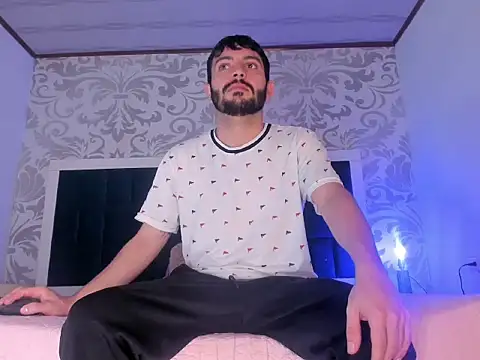 VynnyBlacke  online show from February 2026 05:15:01 AM