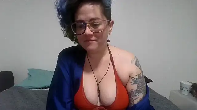 daniak90 online show from October 2025 10:00:01 PM