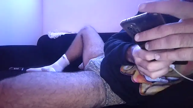 Snapshot of Technorgasm95 chatting on October 2025 08:19:02 PM Technorgasm95 online show from October 2025 08:19:02 PM