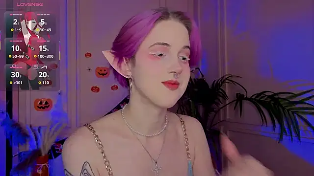 luna son online show from October 2025 09:33:02 PM