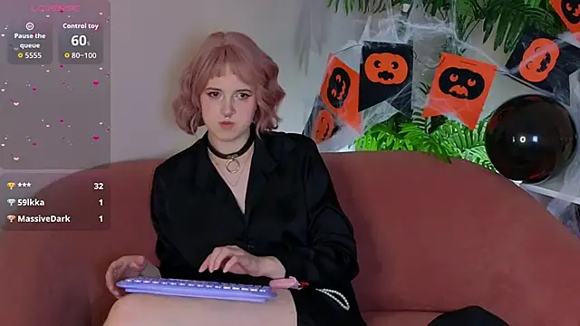 luna son online show from October 2025 03:41:01 AM