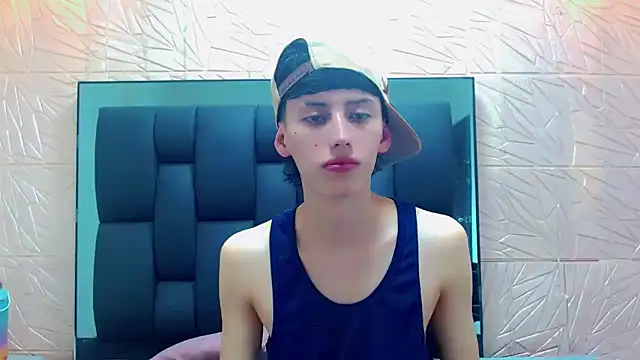 Snapshot of thaigo_twink38 chatting on November 2025 05:40:02 AM thaigo twink38 online show from November 2025 05:40:02 AM