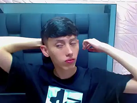 thaigo twink38 online show from December 2025 07:11:02 AM