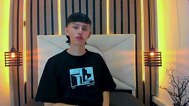 thaigo twink38 online show from March 2026 07:58:01 PM