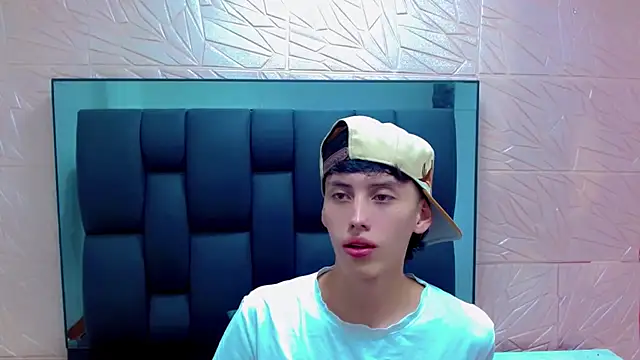 thaigo twink38 online show from February 2026 07:14:01 AM