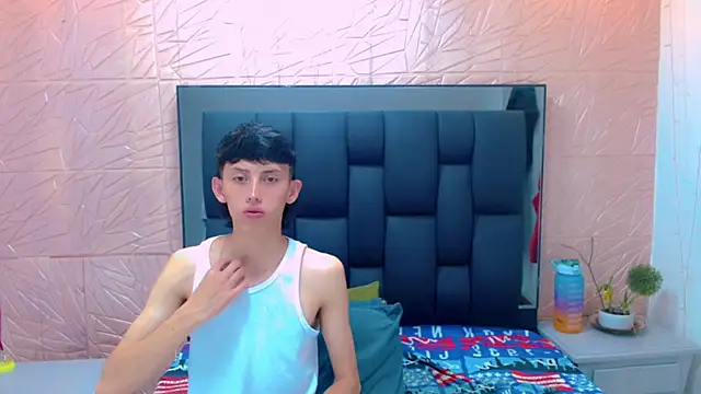 Snapshot of thaigo_twink38 chatting on October 2025 05:18:01 AM thaigo twink38 online show from October 2025 05:18:01 AM