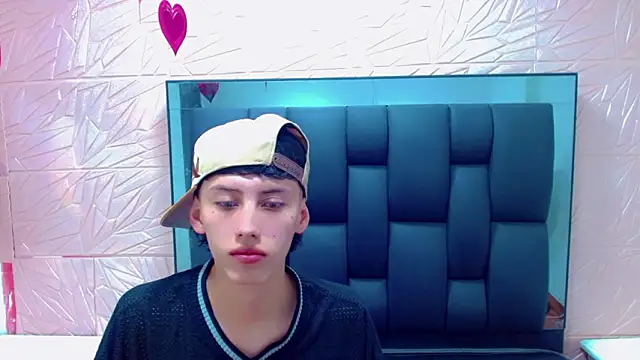 thaigo twink38 online show from February 2026 08:46:02 AM