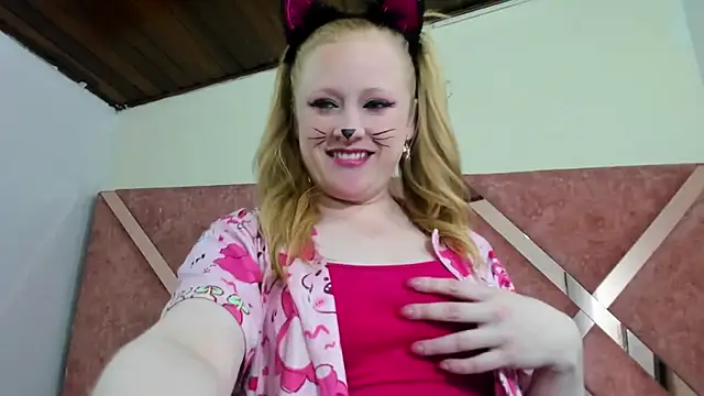 AliceCat 01 online show from November 2025 03:31:02 AM