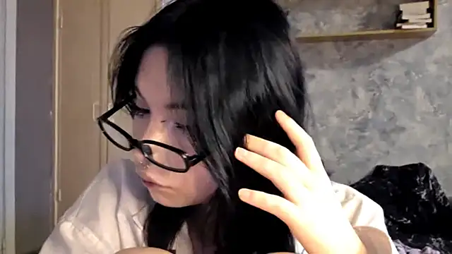 Beeping Creature online show from December 2025 11:20:02 AM