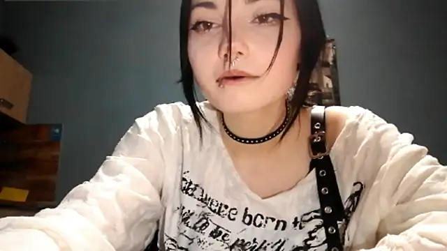 Beeping Creature online show from October 2025 04:19:02 PM