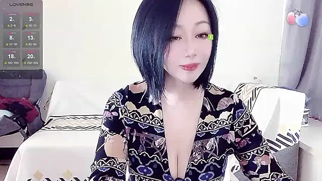 Smile-- online show from November 2025 02:51:02 AM