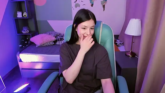 Azaliya Haze online show from February 2026 05:26:02 AM