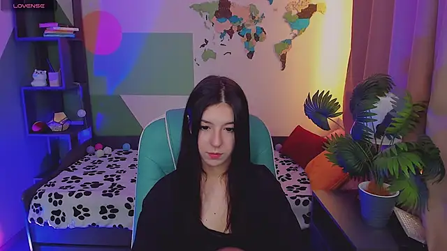 Snapshot of Azaliya_Haze chatting on October 2025 05:22:01 AM Azaliya Haze online show from October 2025 05:22:01 AM
