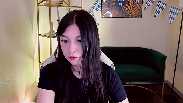 Snapshot of Azaliya_Haze chatting on September 2025 10:32:02 AM Azaliya Haze online show from September 2025 10:32:02 AM
