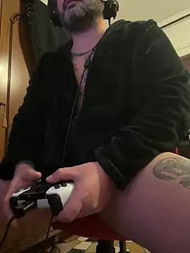 marcotatuatooo online show from December 2025 04:08:01 PM