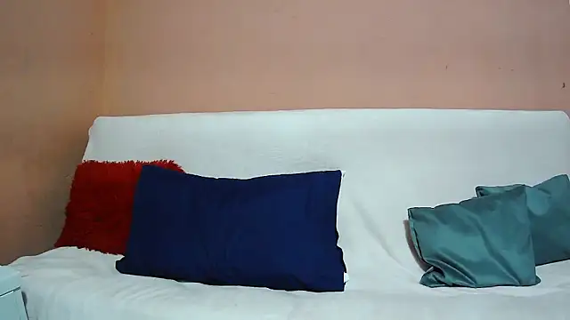 Snapshot of MissAsly chatting on October 2025 10:03:01 AM MissAsly online show from October 2025 10:03:01 AM