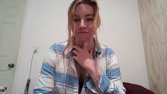 Snapshot of vagimosa chatting on November 2025 03:32:02 AM vagimosa online show from November 2025 03:32:02 AM