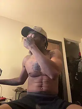 Snapshot of thefreakscomeoutatnight chatting on December 2025 10:21:01 AM thefreakscomeoutatnight online show from December 2025 10:21:01 AM