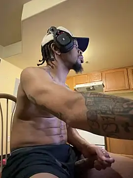 thefreakscomeoutatnight online show from February 2026 08:25:01 AM