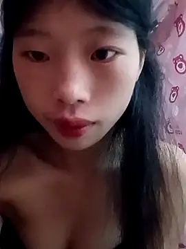 Snapshot of Khanhu_xx chatting on October 2025 08:33:01 AM Khanhu xx online show from October 2025 08:33:01 AM