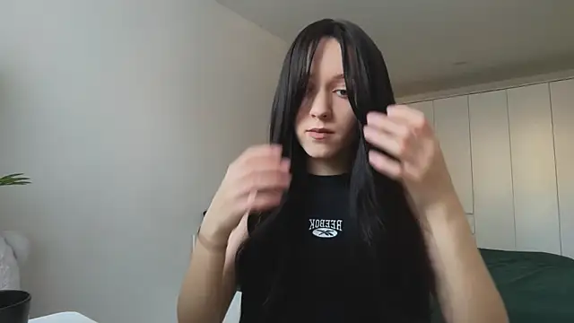 monnymoon online show from October 2025 08:49:01 AM