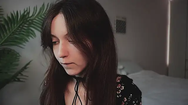 monnymoon online show from October 2025 05:11:01 AM