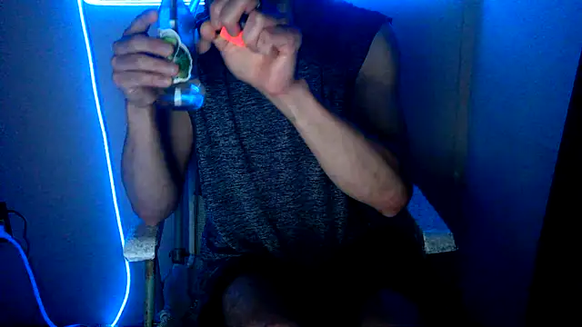 highinhtxx online show from November 2025 09:35:02 AM