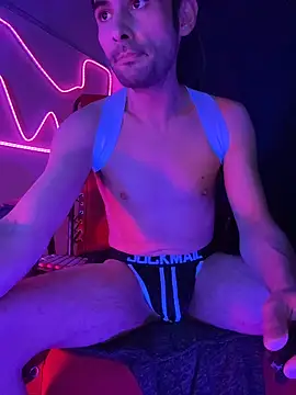 highinhtxx online show from November 2025 10:49:02 AM