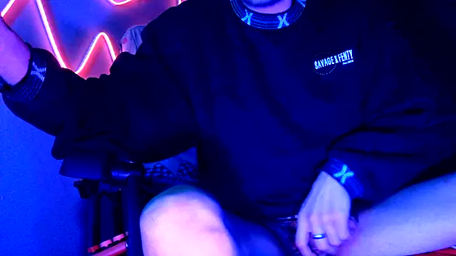 highinhtxx online show from December 2025 08:17:02 AM