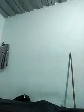 Dani156y online show from October 2025 07:43:02 AM