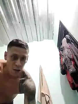 Dani156y online show from December 2025 07:43:02 AM