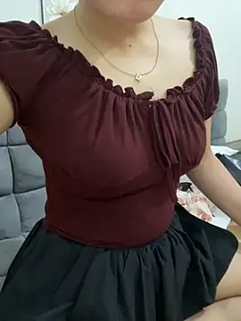 lee ly online show from October 2025 07:10:01 AM